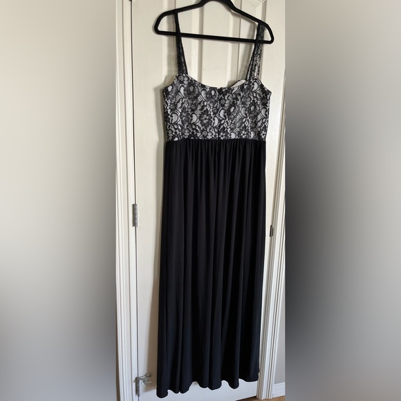 ASOS Maxi Dress with lace bodice Size 14 - Picture 3 of 3
